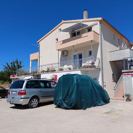 Apartmani Toni Vodice Eksteriør billede
