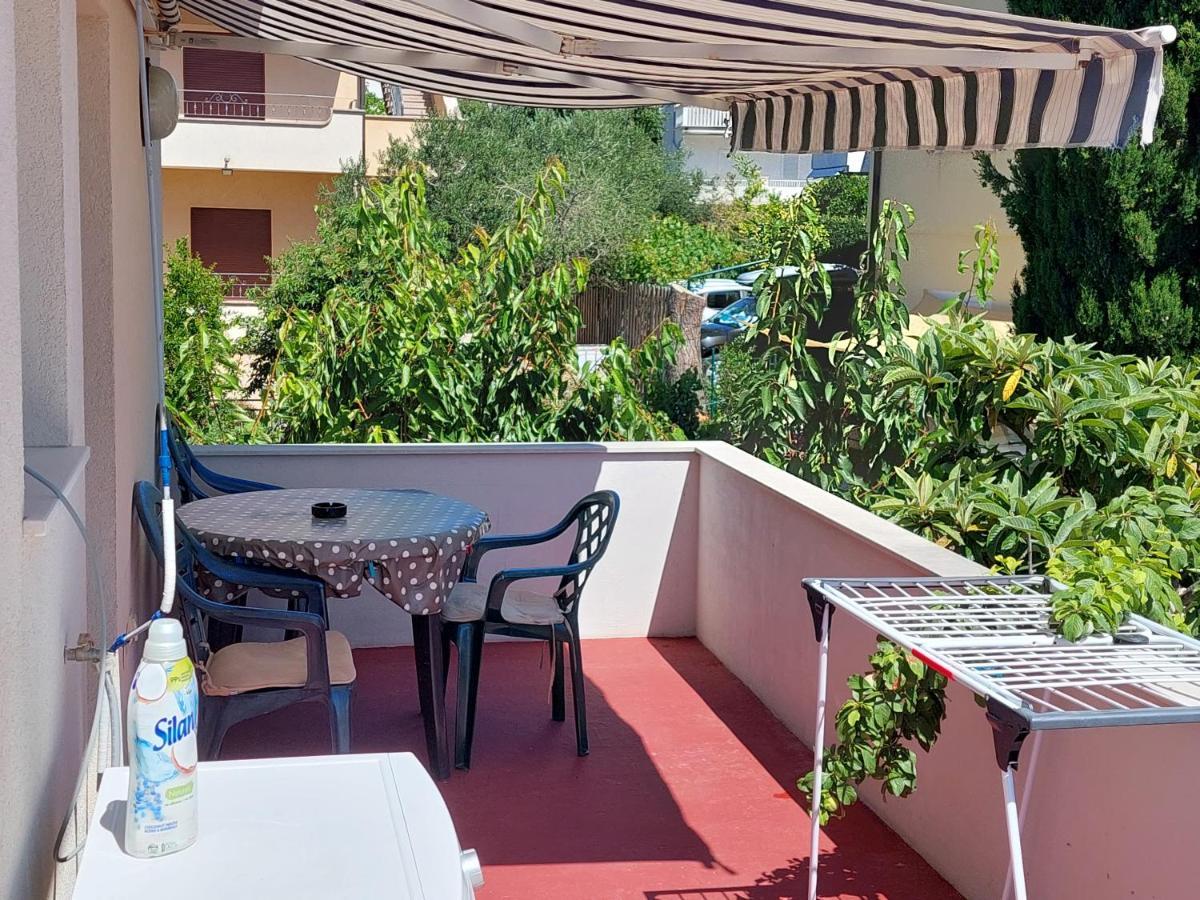 Apartmani Toni Vodice Eksteriør billede