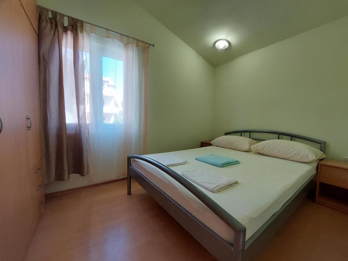 Apartmani Toni Vodice Eksteriør billede