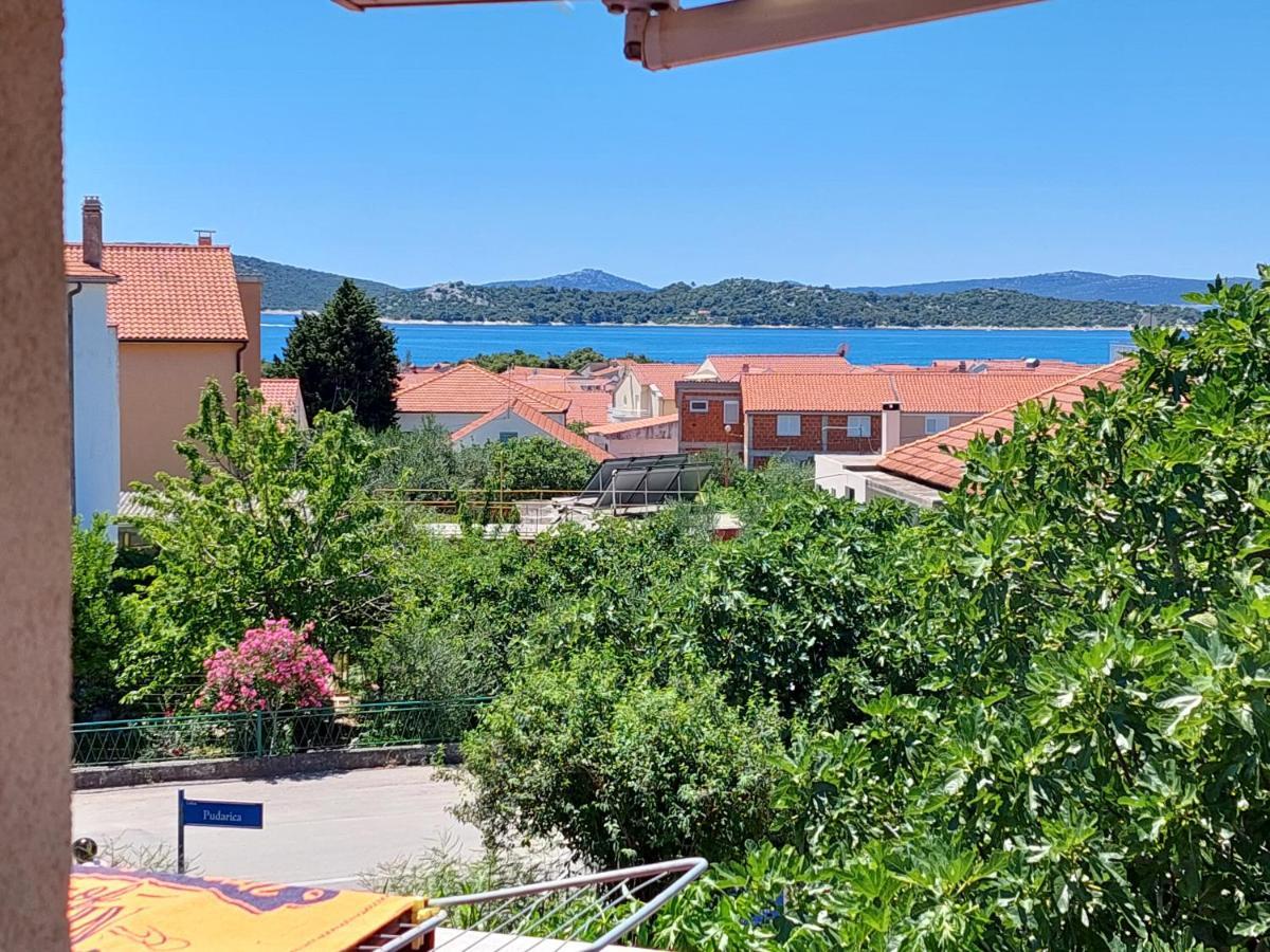 Apartmani Toni Vodice Eksteriør billede